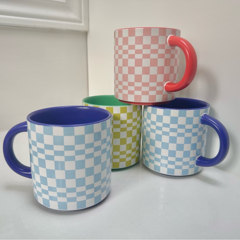 Indigo Checkered Retro Funky 70’s Style Ceramic Mug Set - Picture 3 of 16